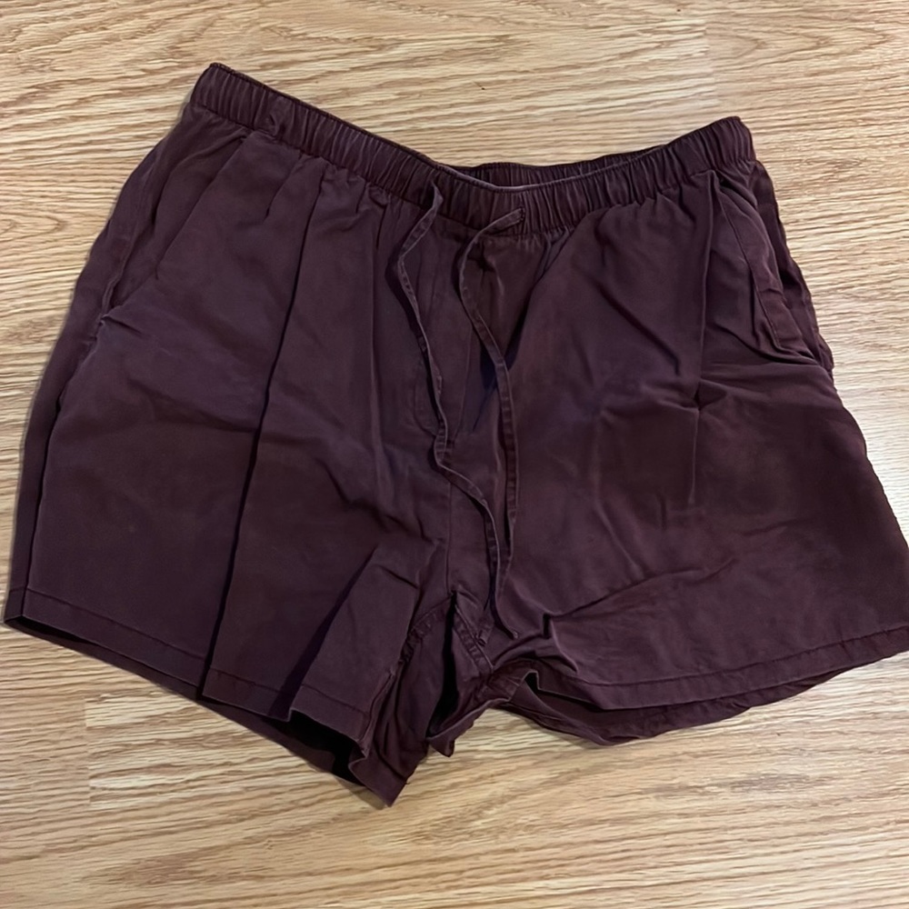 🎉2FOR$10🎉 
Gap maroon shorts